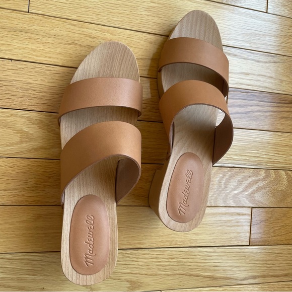 Madewell Clara Clog Sandal - Desert Camel - Picture 5 of 7
